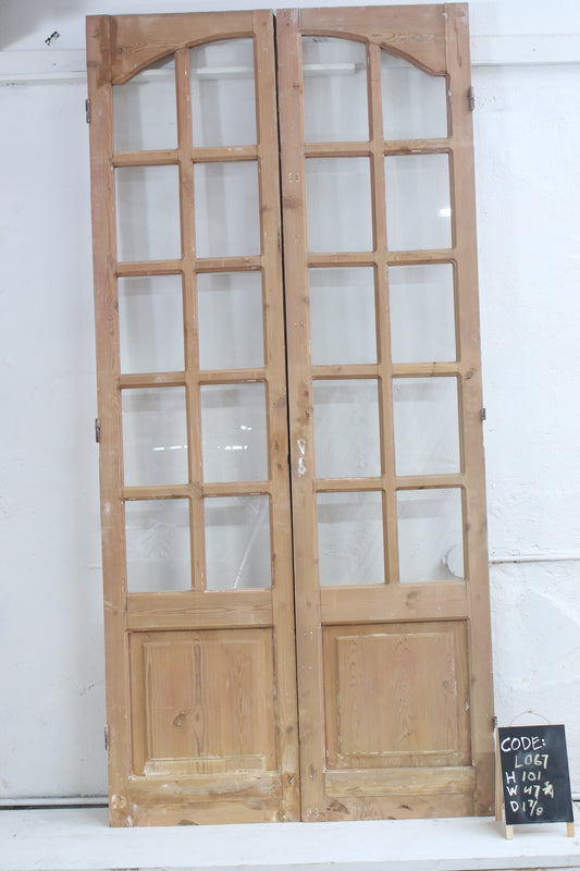 VINTAGE DBL FRENCH  GLASS DOOR L067