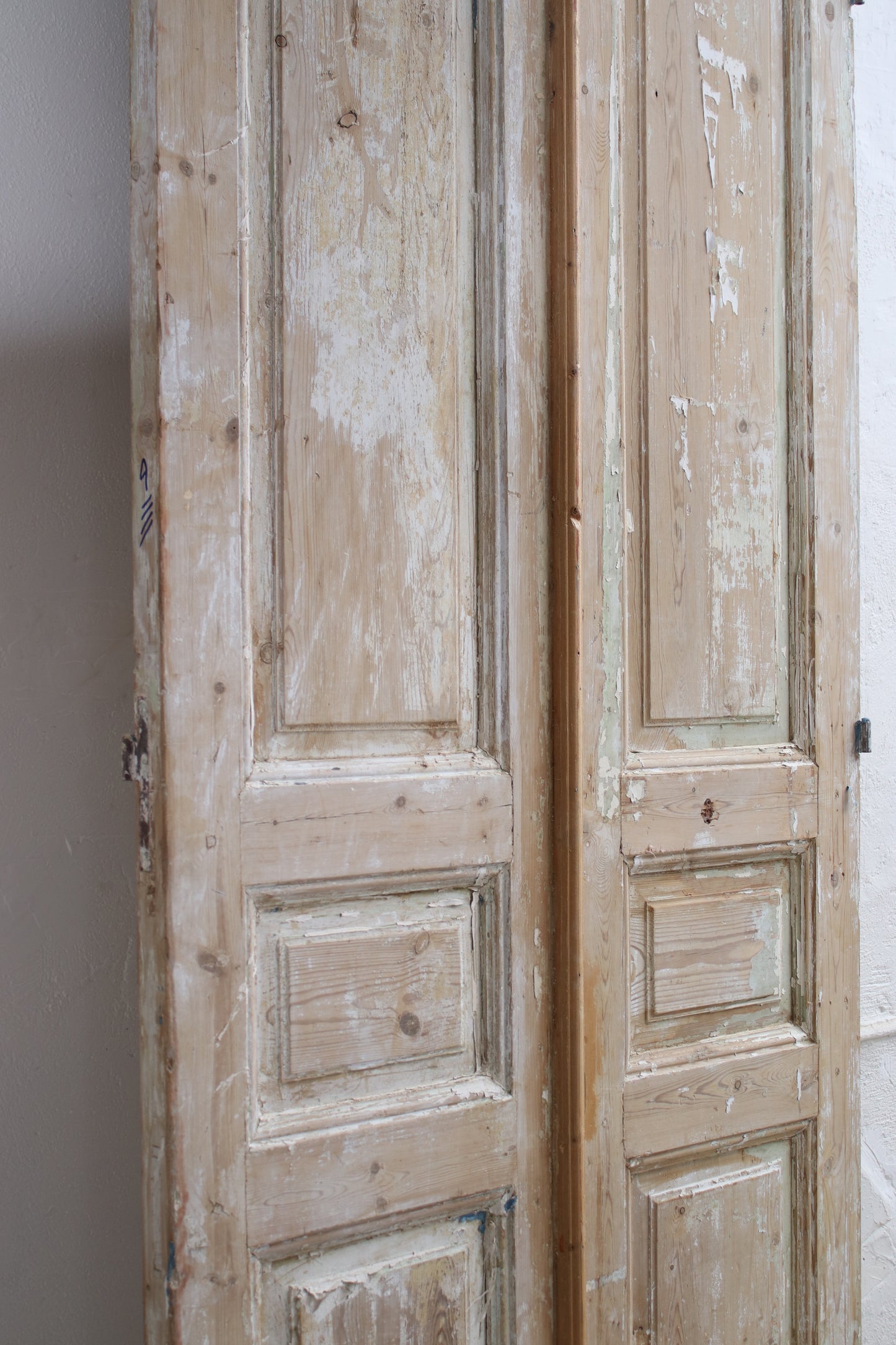 VINTAGE DBL FRENCH  DOOR L090