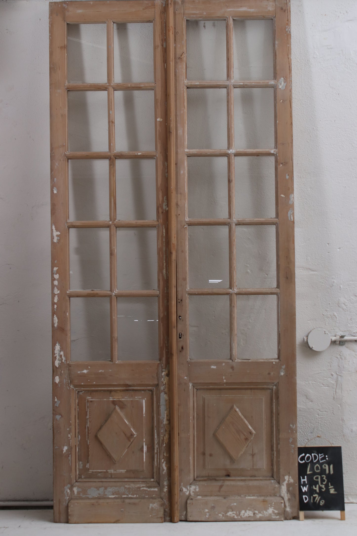 VINTAGE DBL FRENCH  GLASS DOOR L091