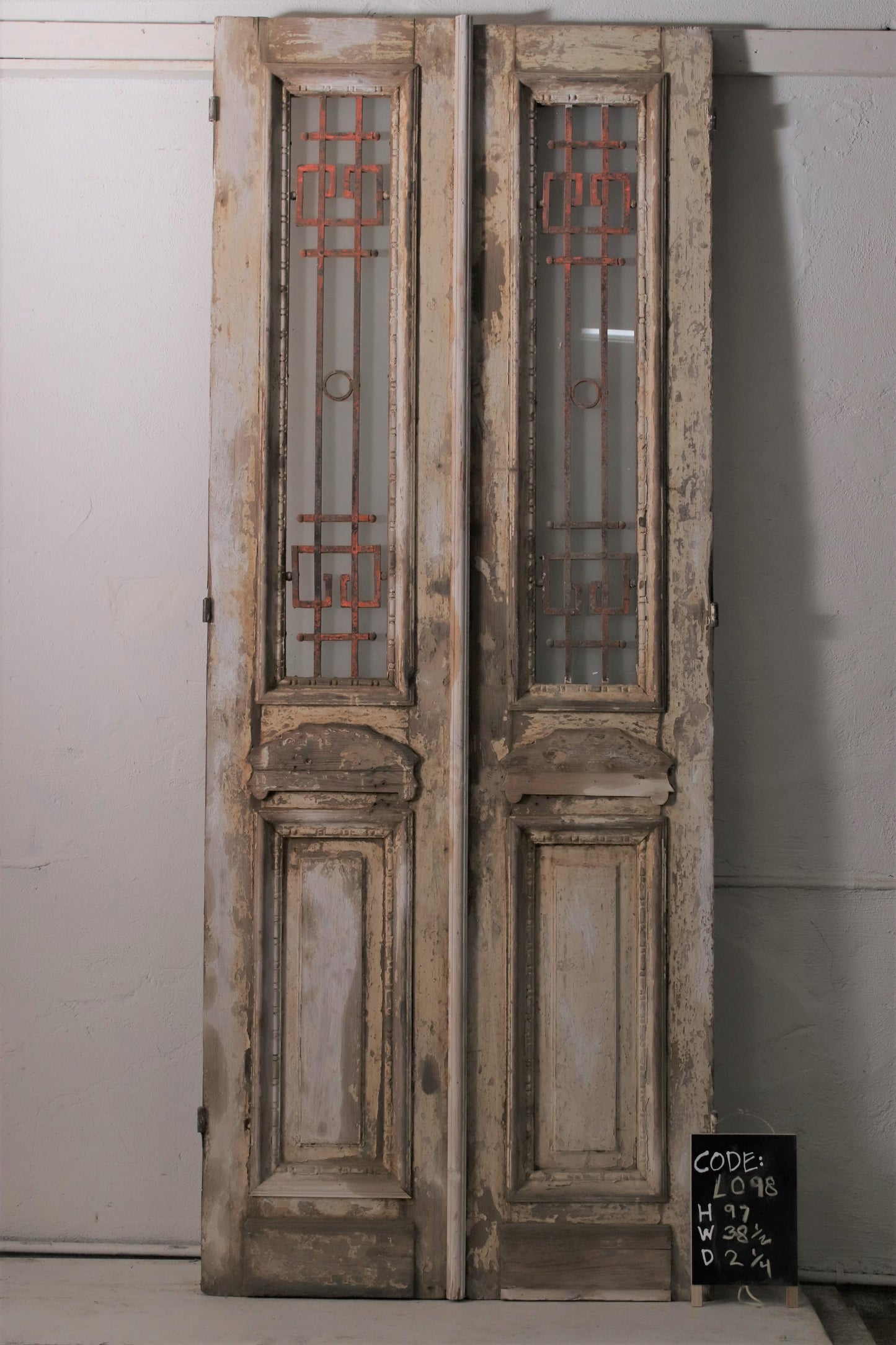 VINTAGE DBL GLASS METAL FRENCH DOOR L098