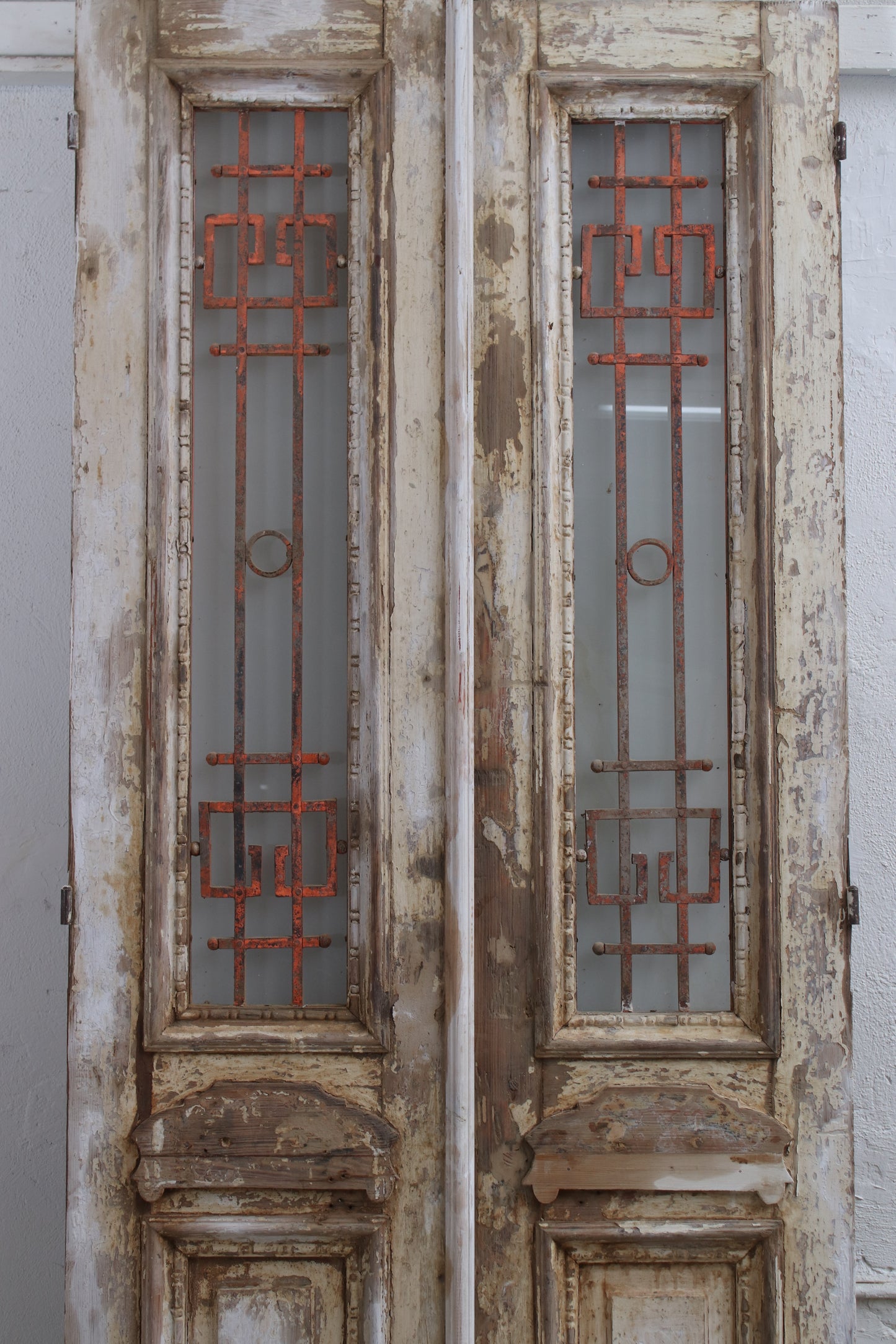 VINTAGE DBL GLASS METAL FRENCH DOOR L098