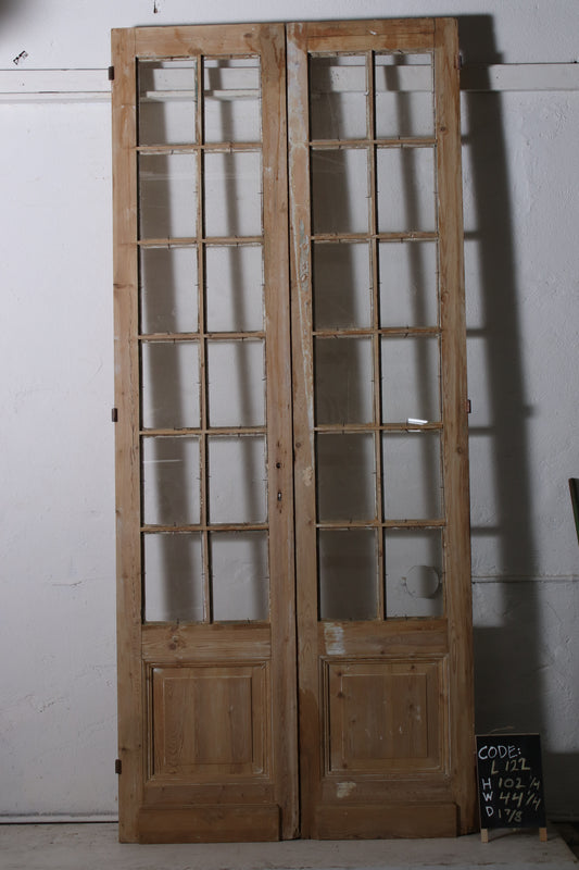 VINTAGE DBL FRENCH  GLASS DOOR L122