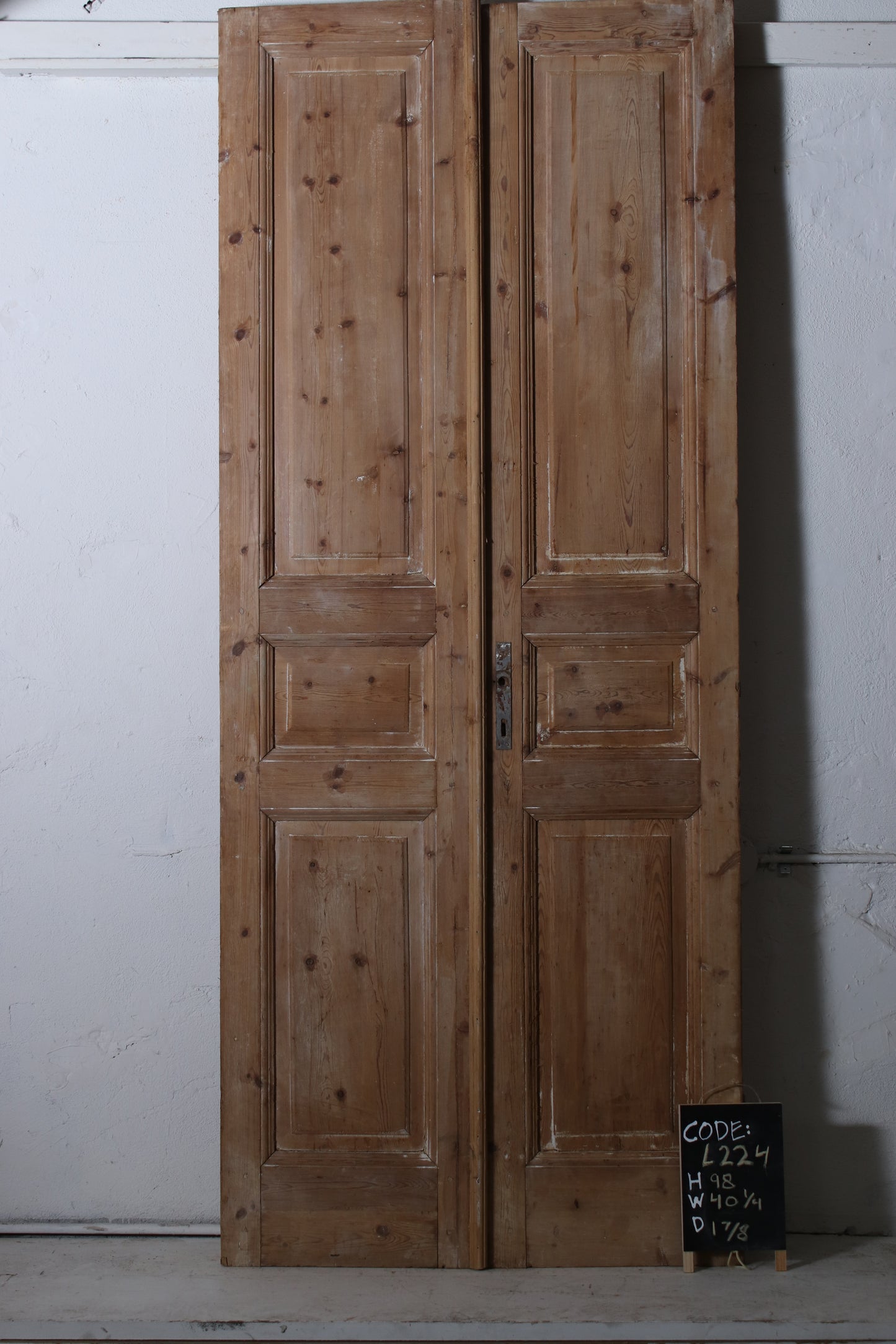 VINTAGE DBL FRENCH  DOOR L224