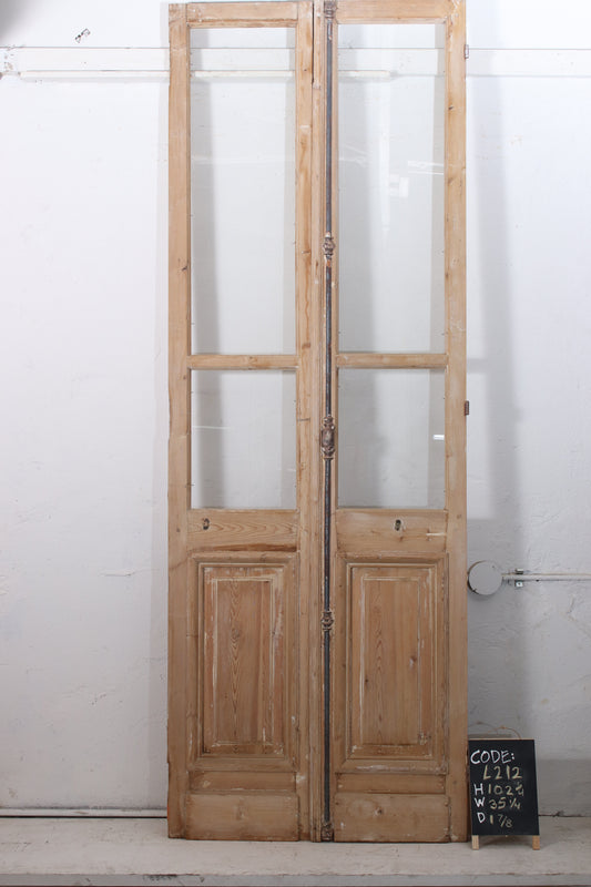 VINTAGE DBL FRENCH  GLASS DOOR L212