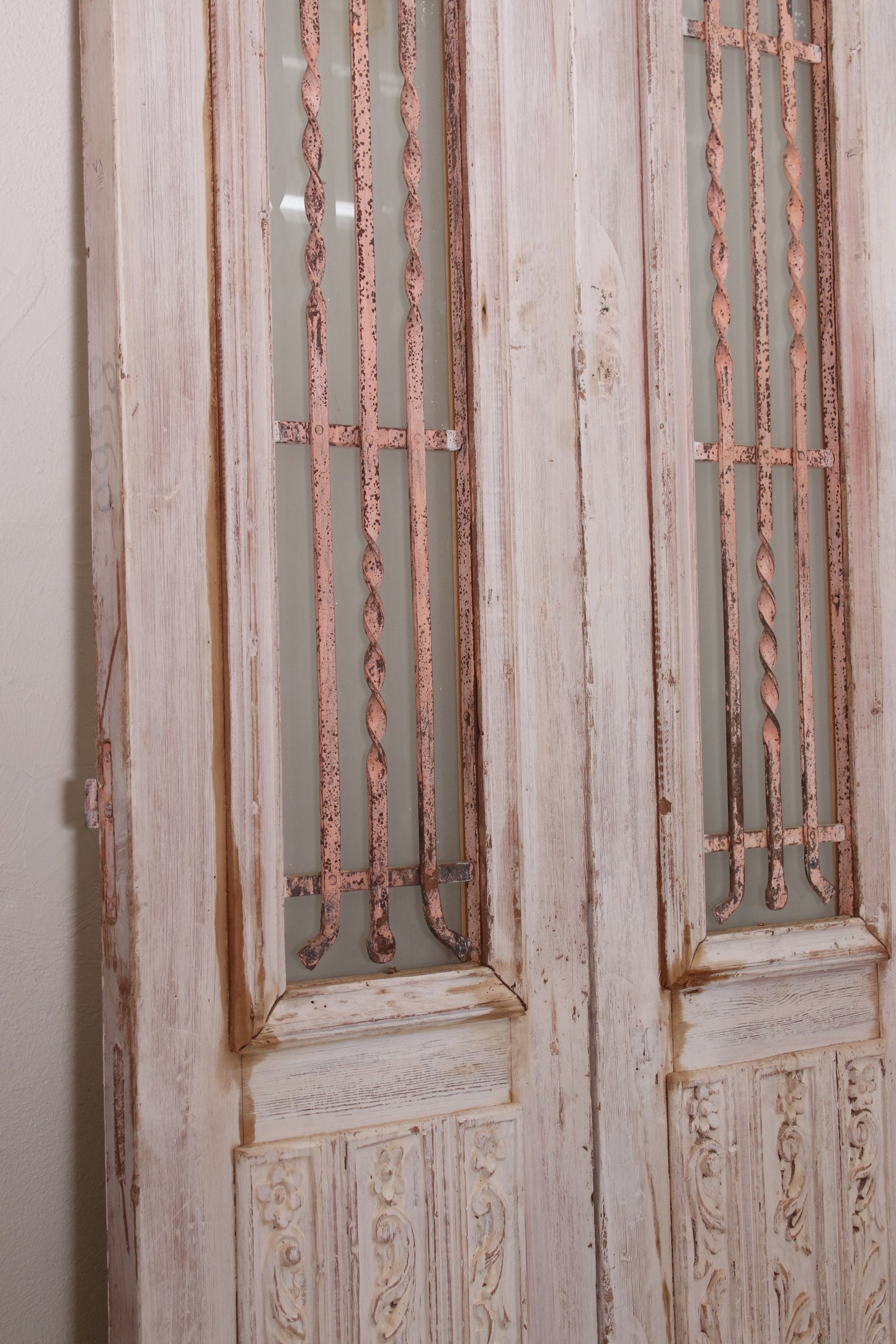 VINTAGE DBL GLASS METAL FRENCH DOOR L203