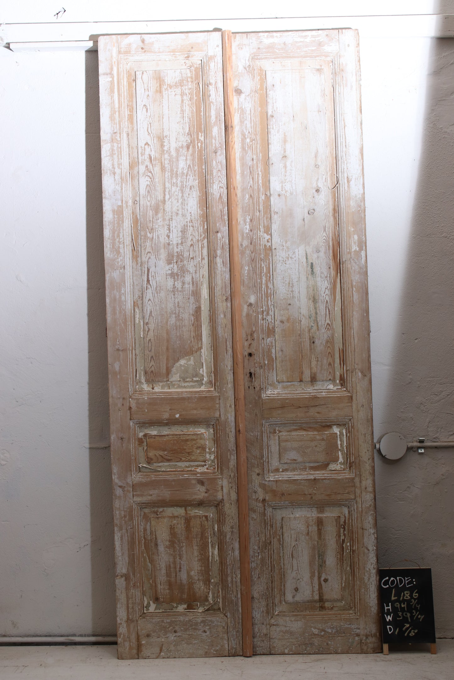 VINTAGE DBL FRENCH DOOR L186