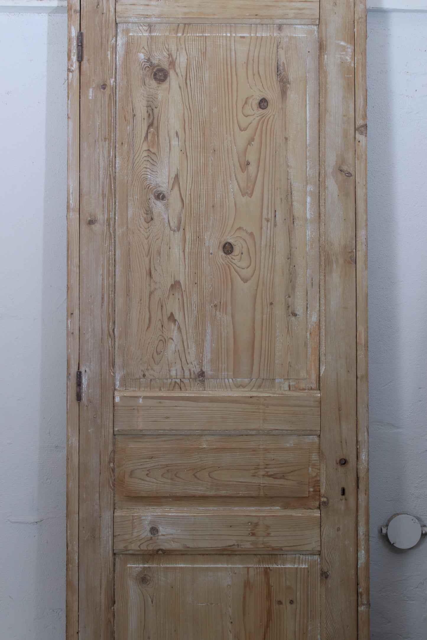 VINTAGE SINGLE DOOR L175