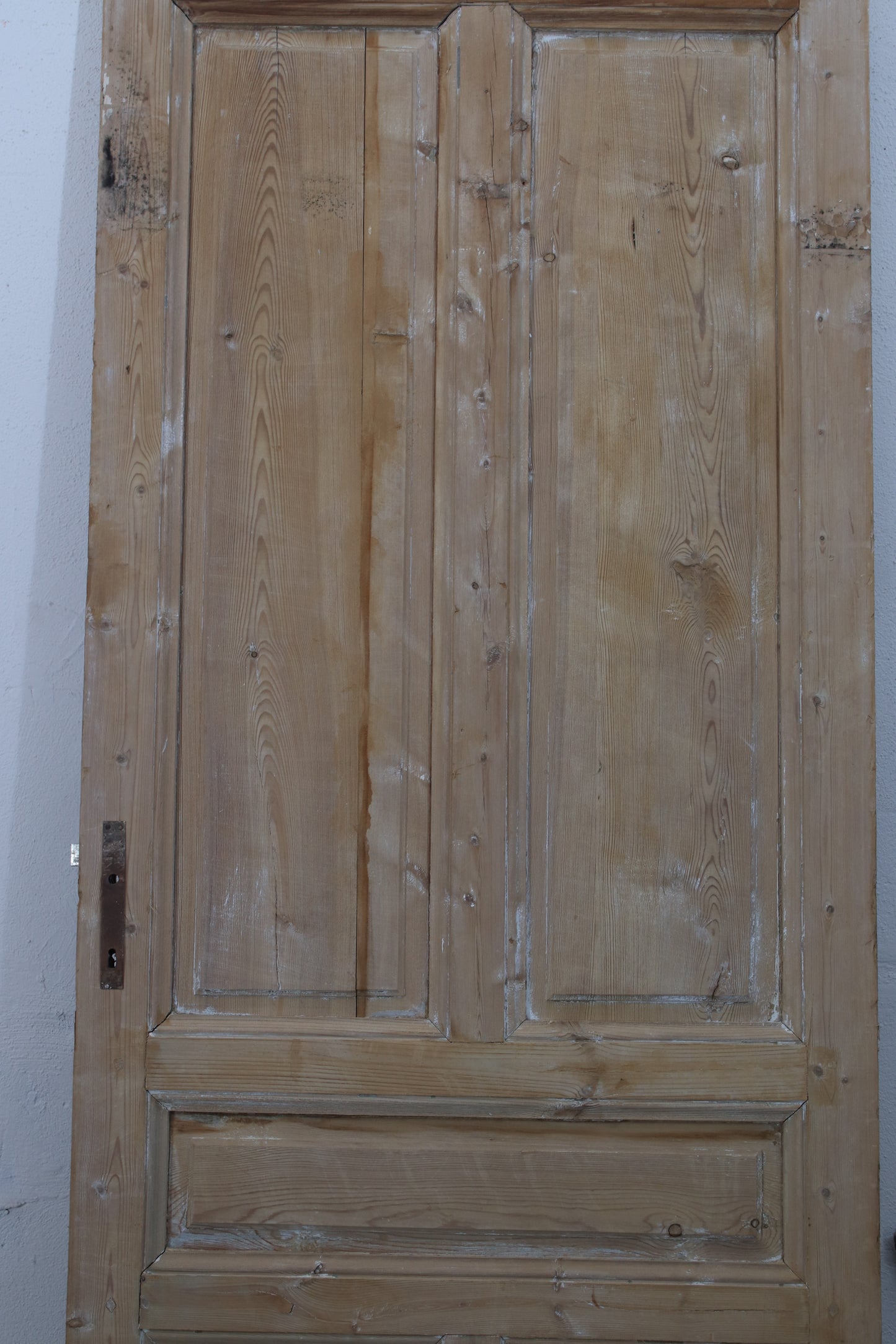 VINTAGE SINGLE DOOR L238