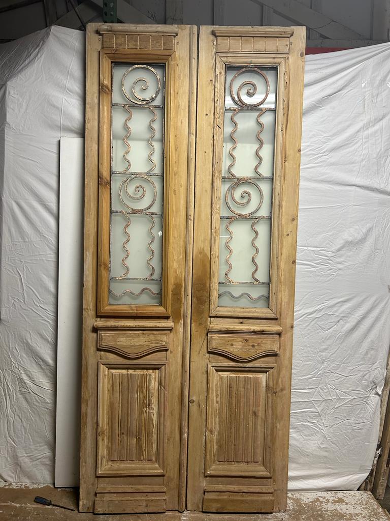 VINTAGE DBL GLASS METAL FRENCH DOOR L116