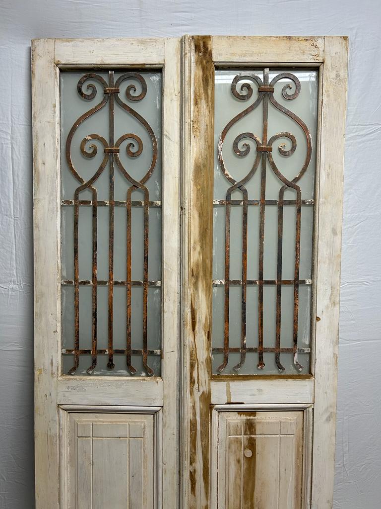 VINTAGE DBL GLASS METAL FRENCH DOOR L099