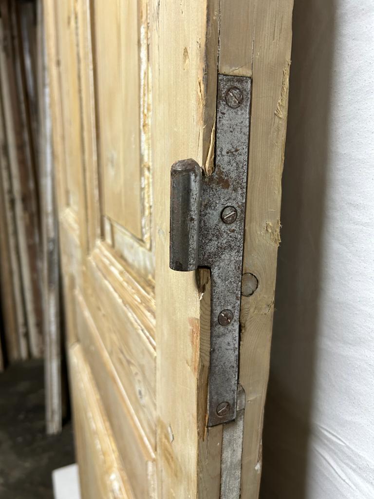 VINTAGE SINGLE DOOR L255