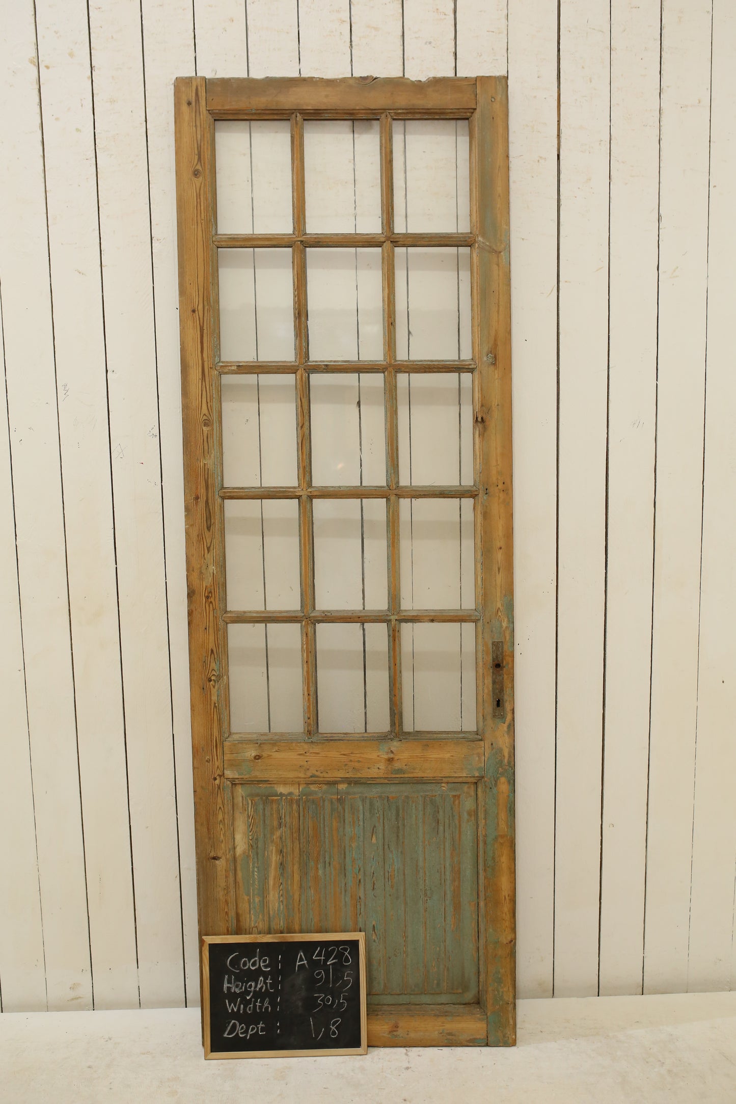 VINTAGE SINGLE GLASS DOOR A428