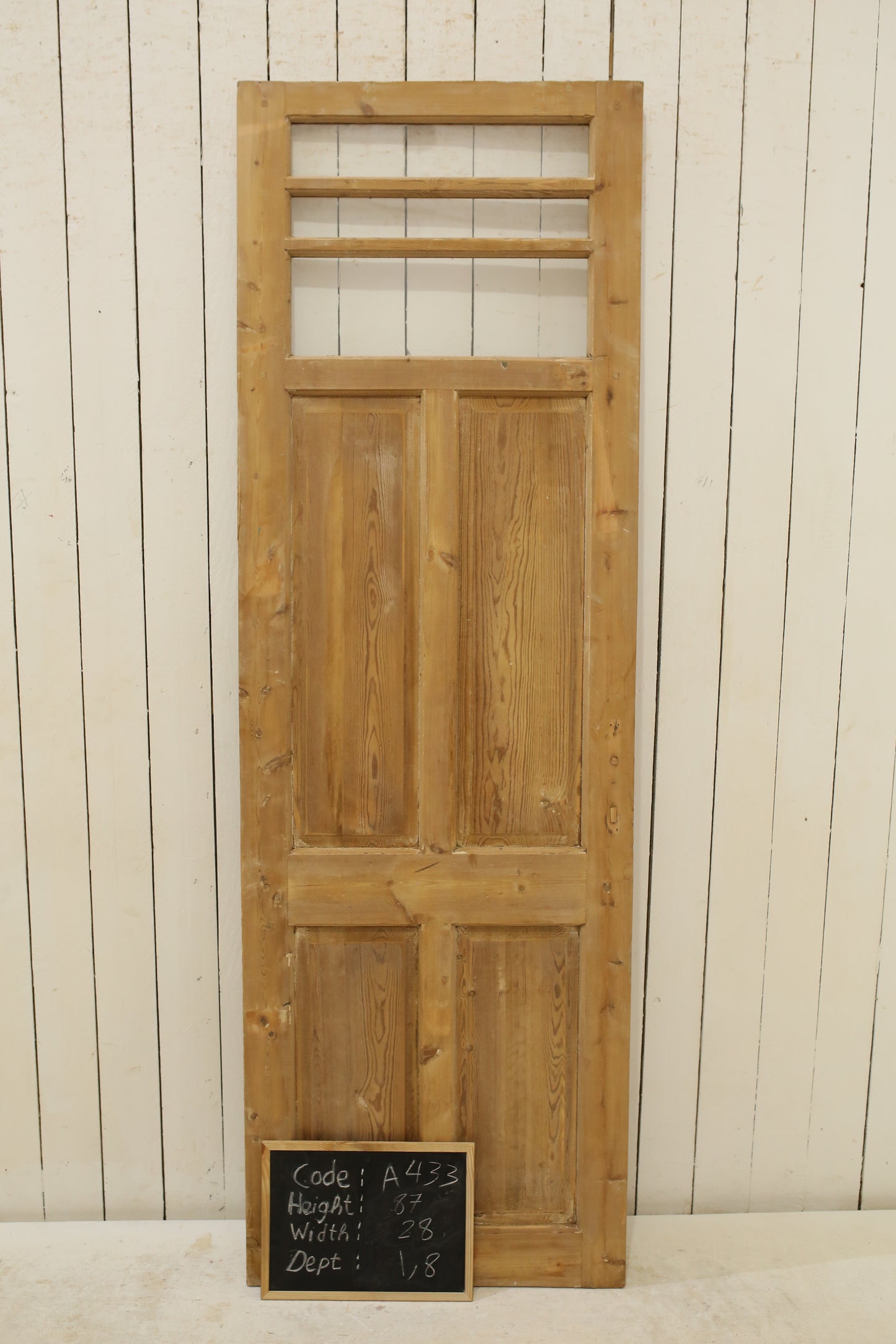 VINTAGE SINGLE GLASS DOOR A433