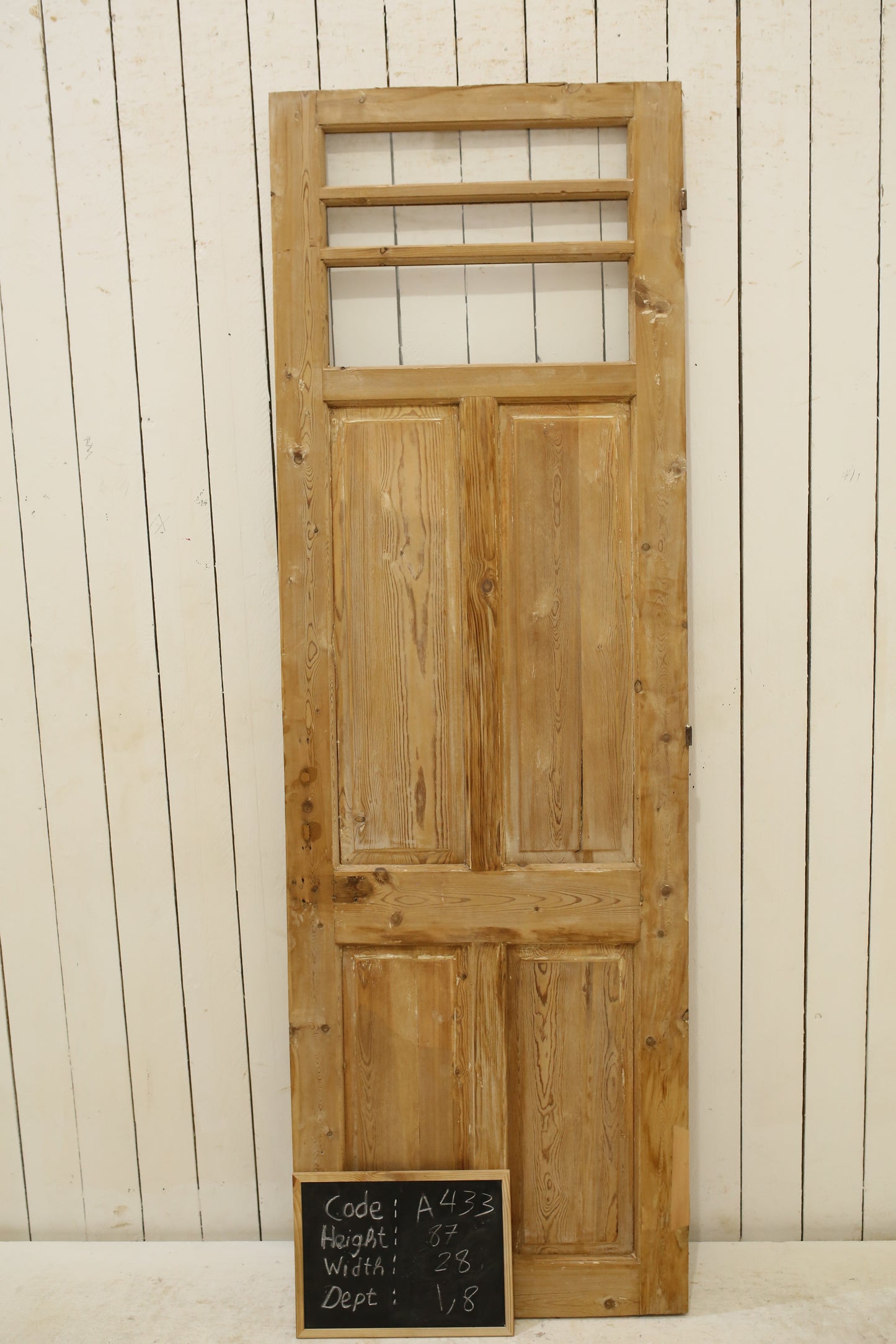 VINTAGE SINGLE GLASS DOOR A433