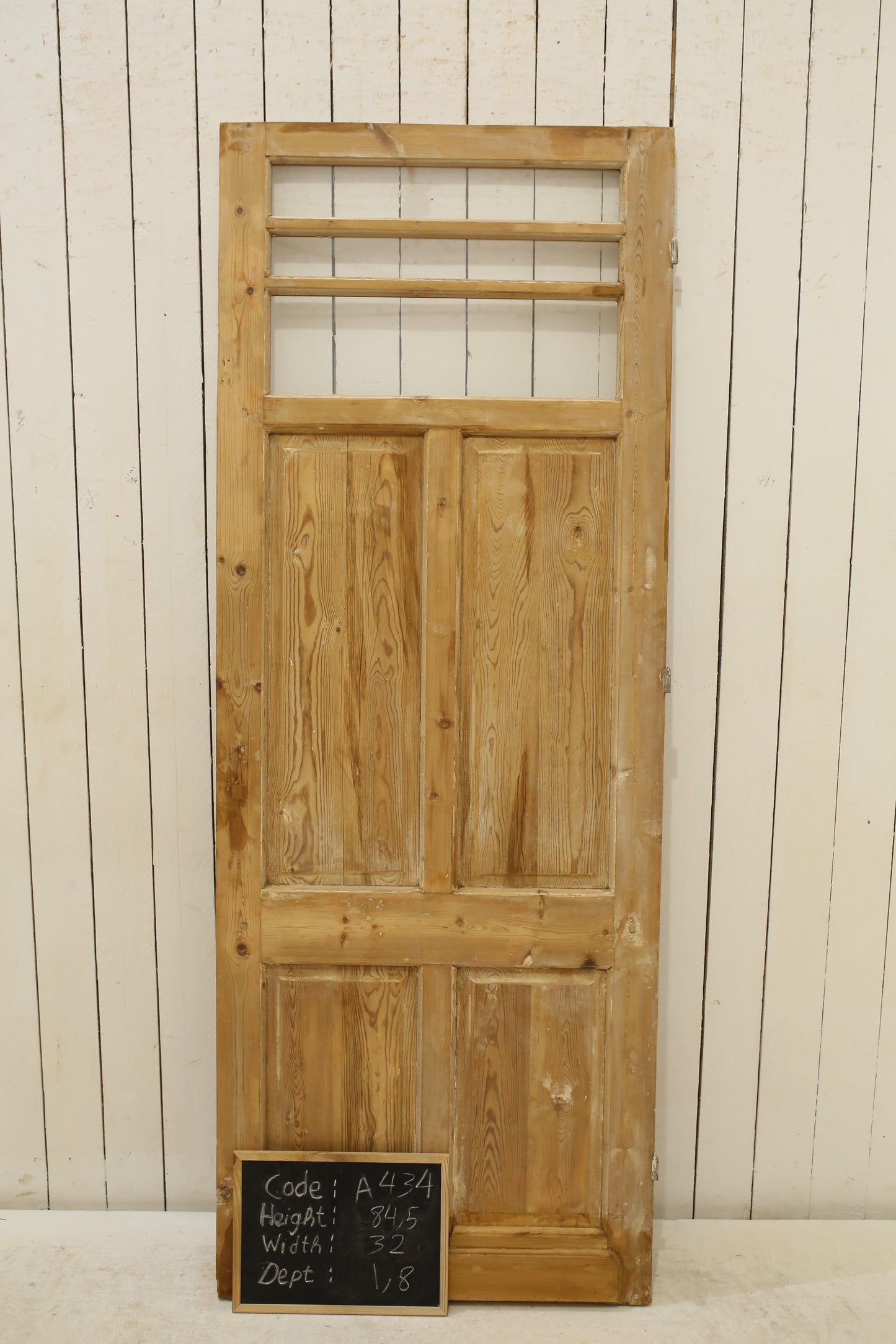 VINTAGE SINGLE GLASS DOOR A434