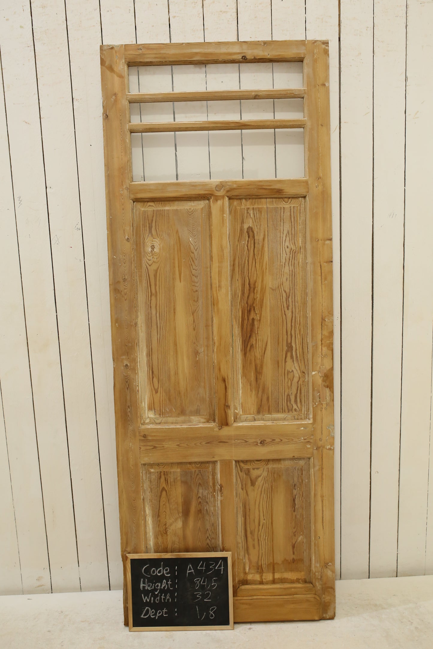 VINTAGE SINGLE GLASS DOOR A434