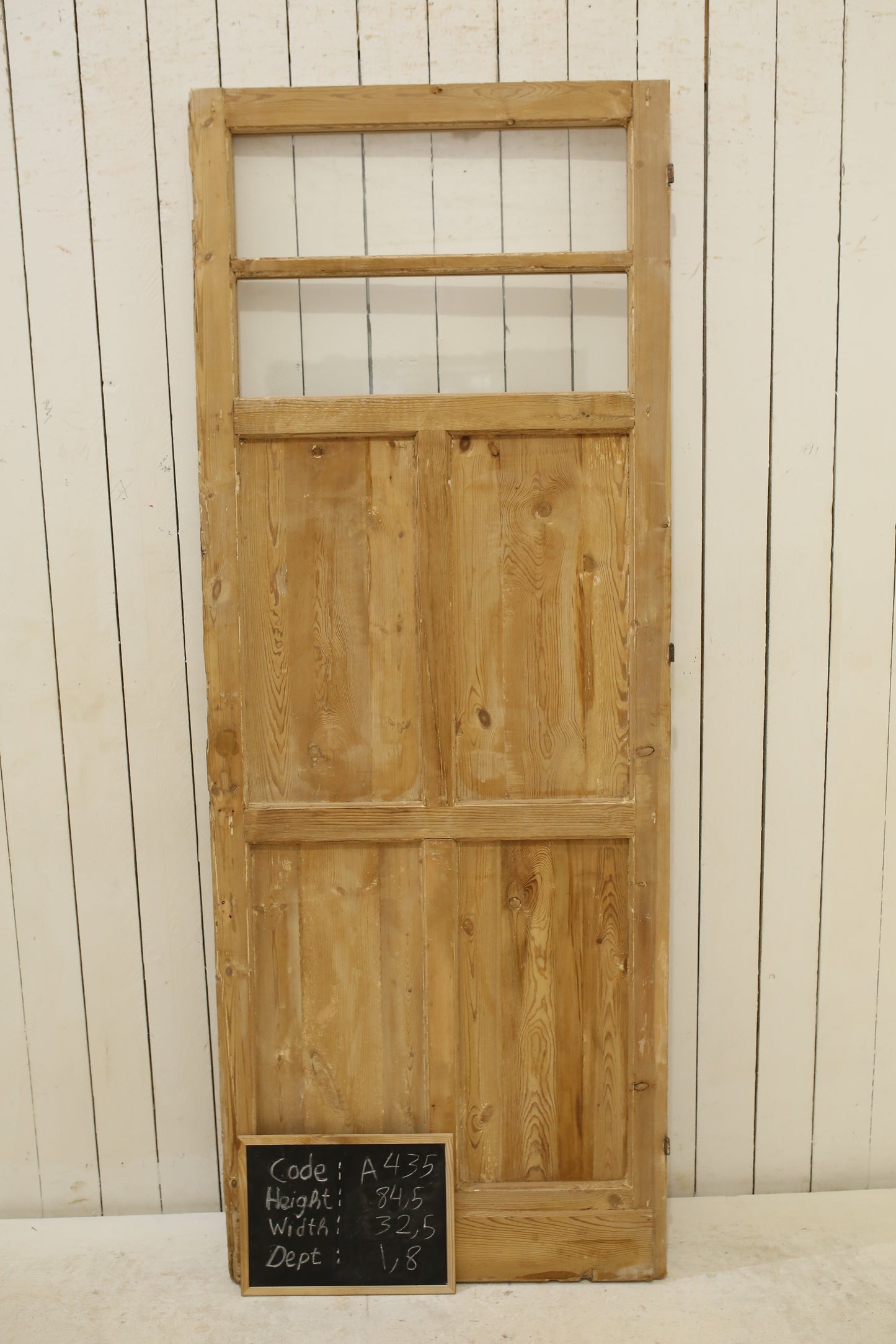 VINTAGE SINGLE GLASS DOOR A435