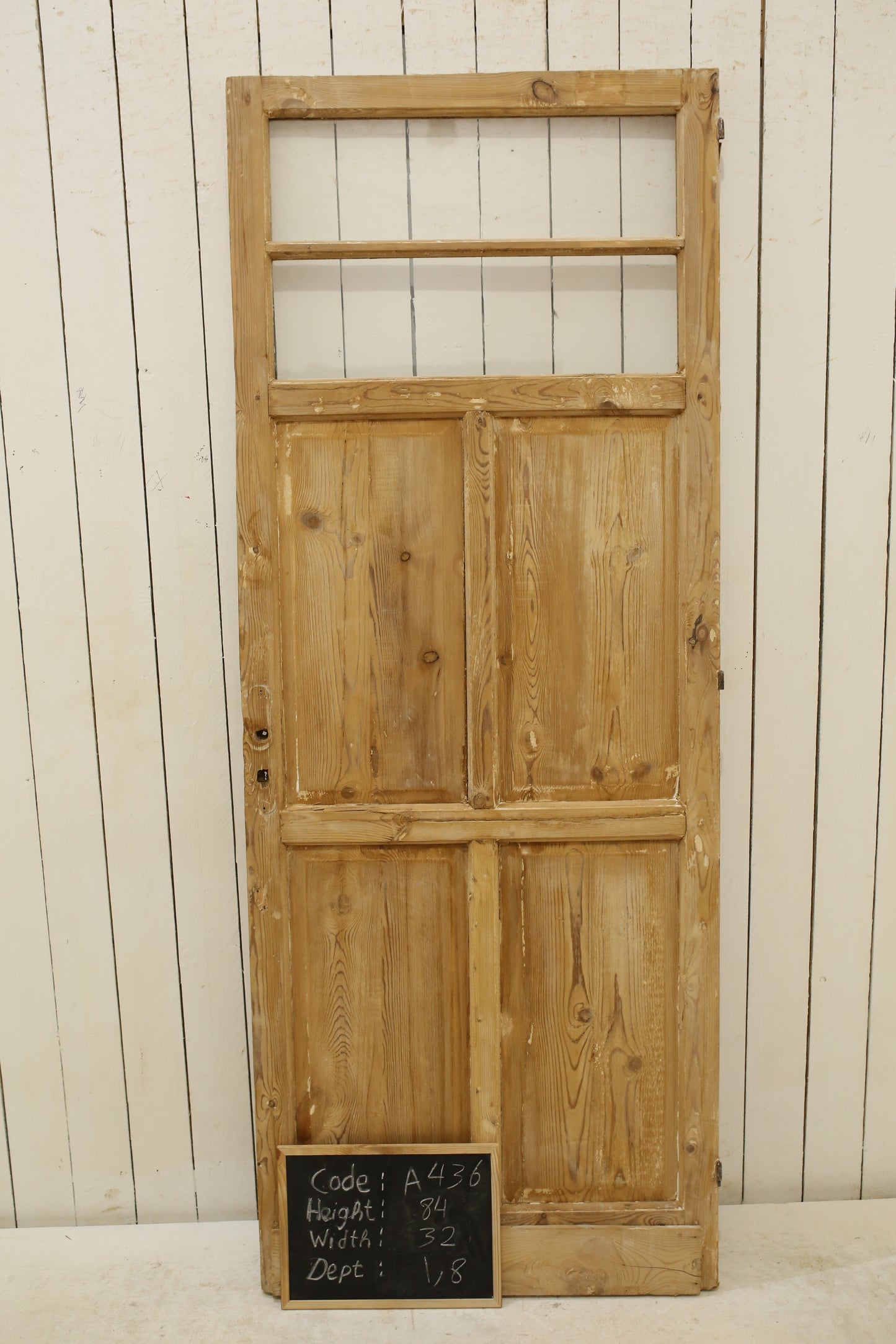 VINTAGE SINGLE GLASS DOOR A436