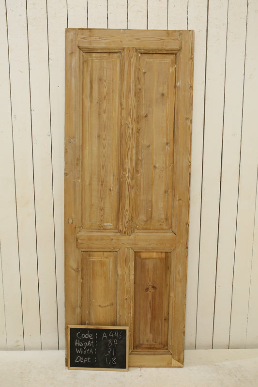 VINTAGE SINGLE DOOR A446