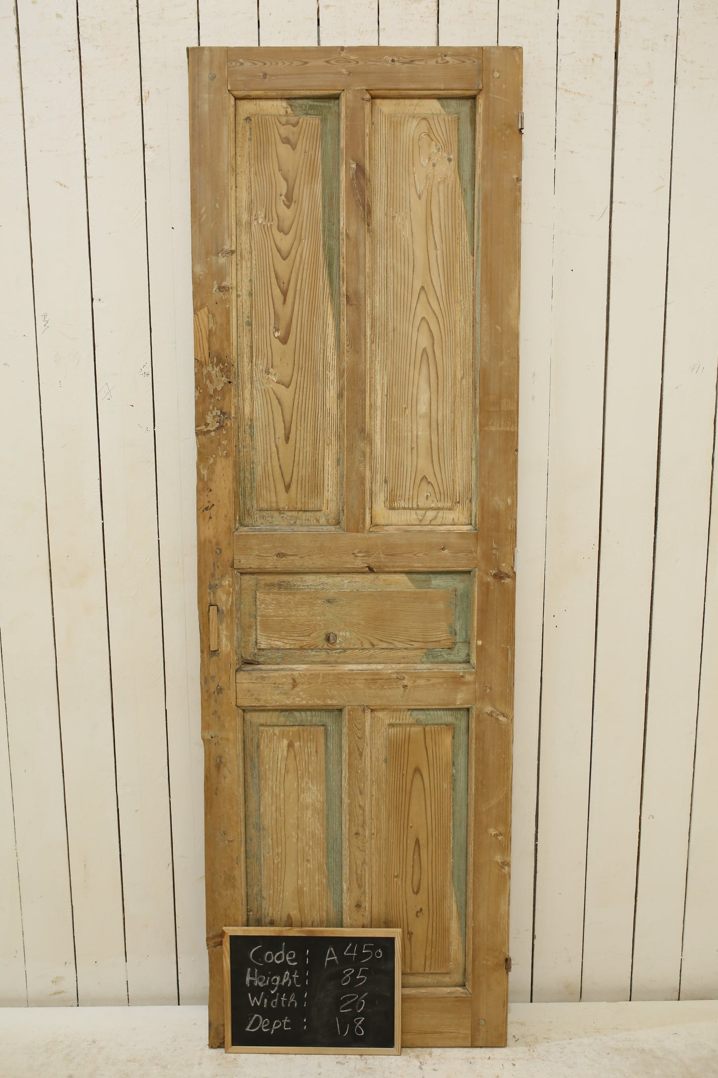 VINTAGE SINGLE DOOR A450