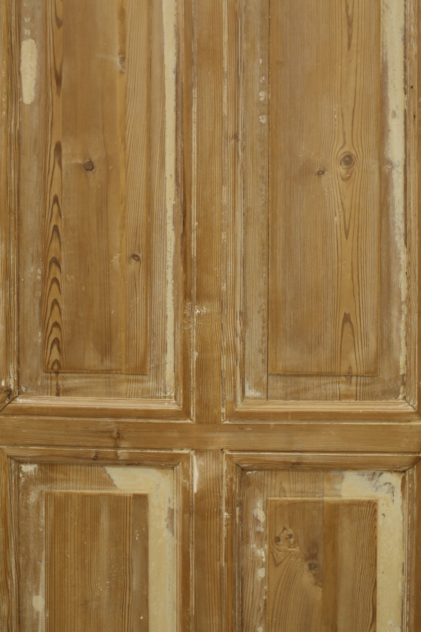 VINTAGE SINGLE DOOR A456