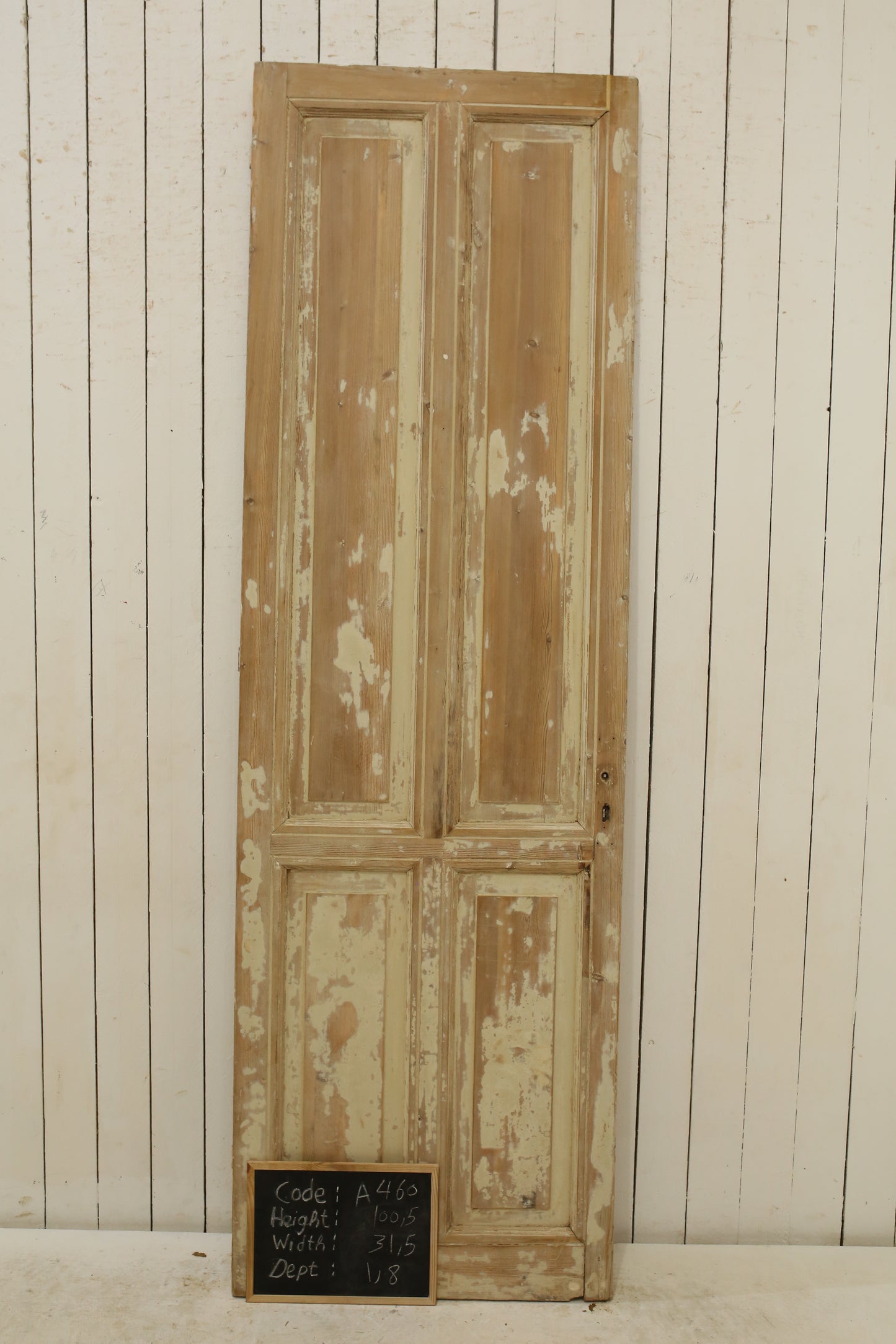 VINTAGE SINGLE DOOR A460