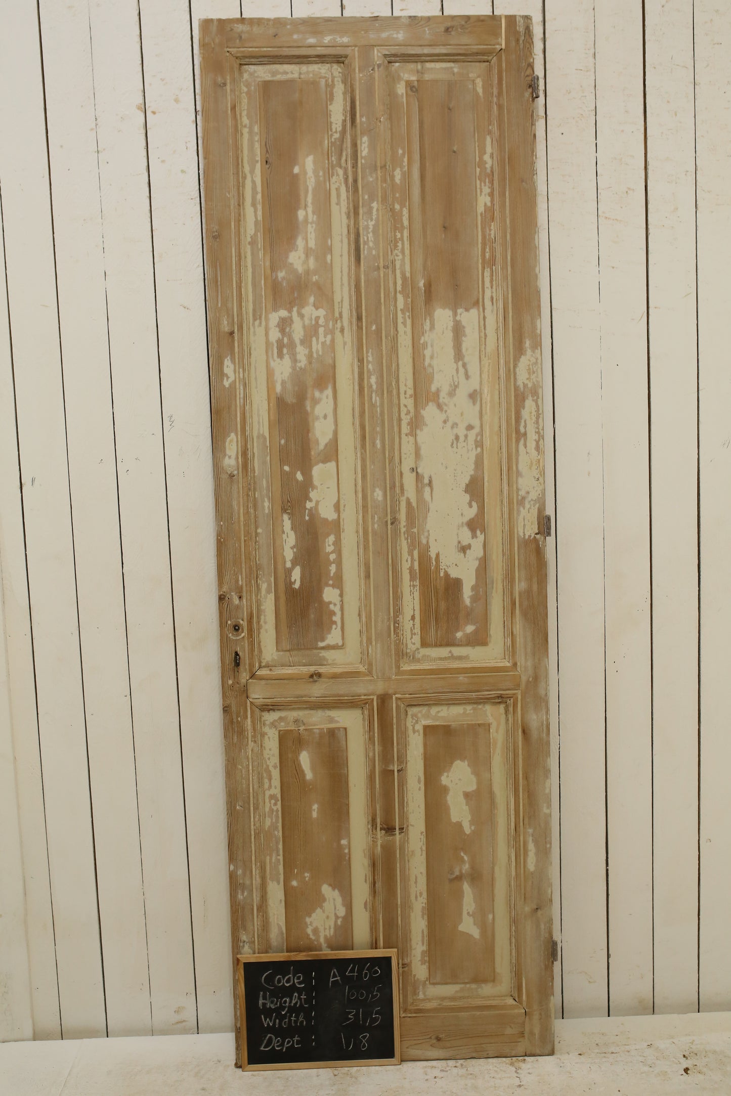 VINTAGE SINGLE DOOR A460