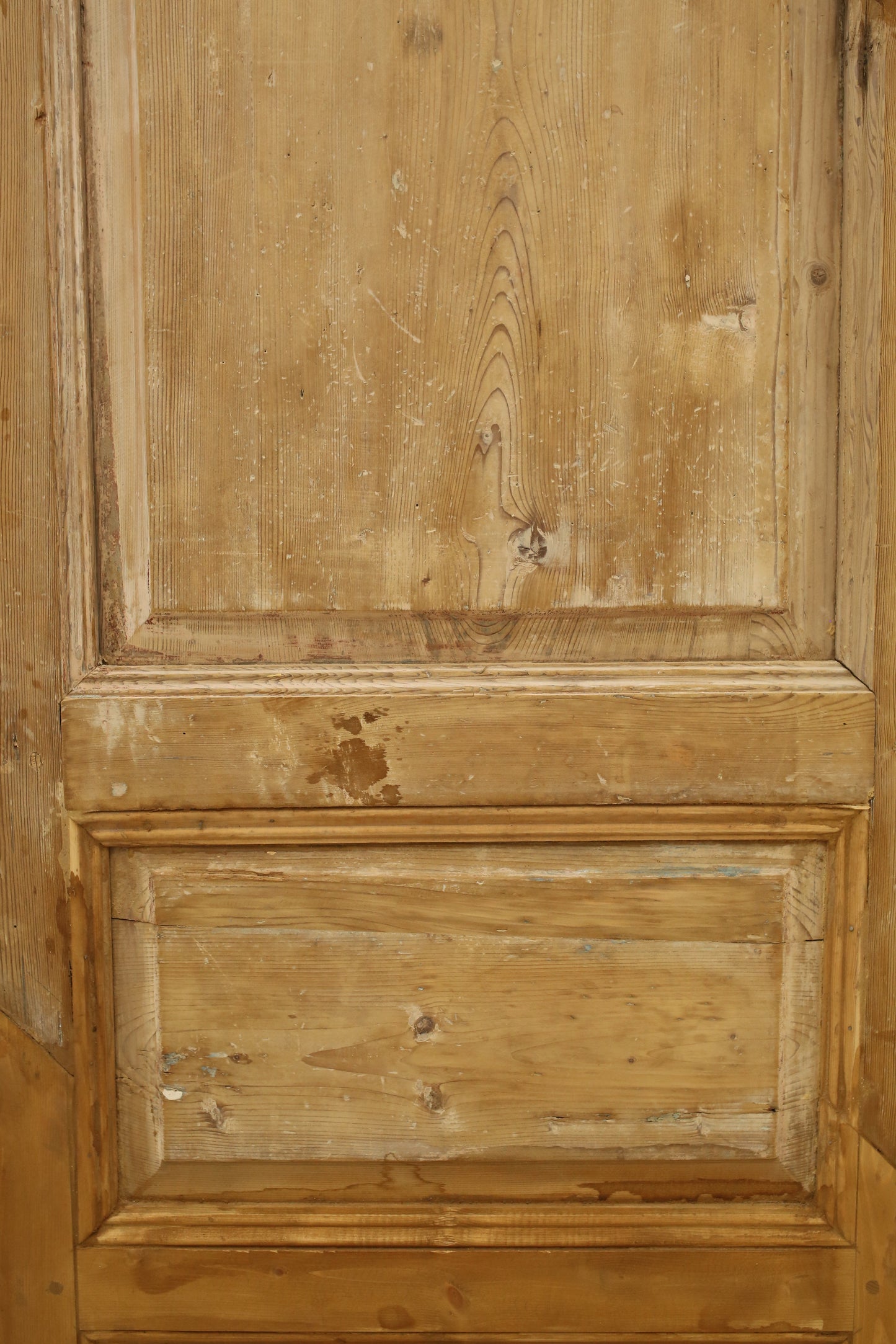 VINTAGE SINGLE DOOR A462