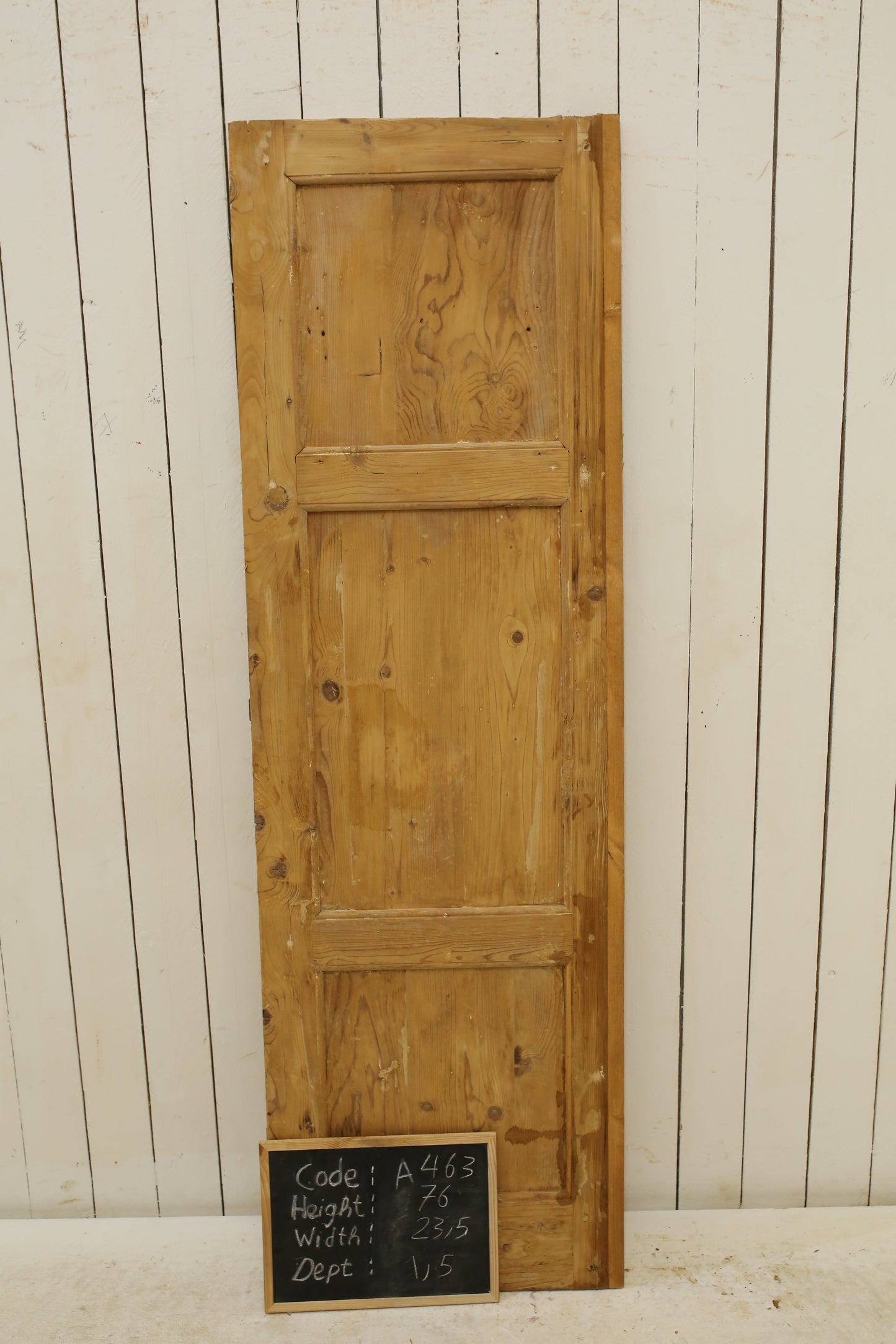 VINTAGE SINGLE DOOR A463