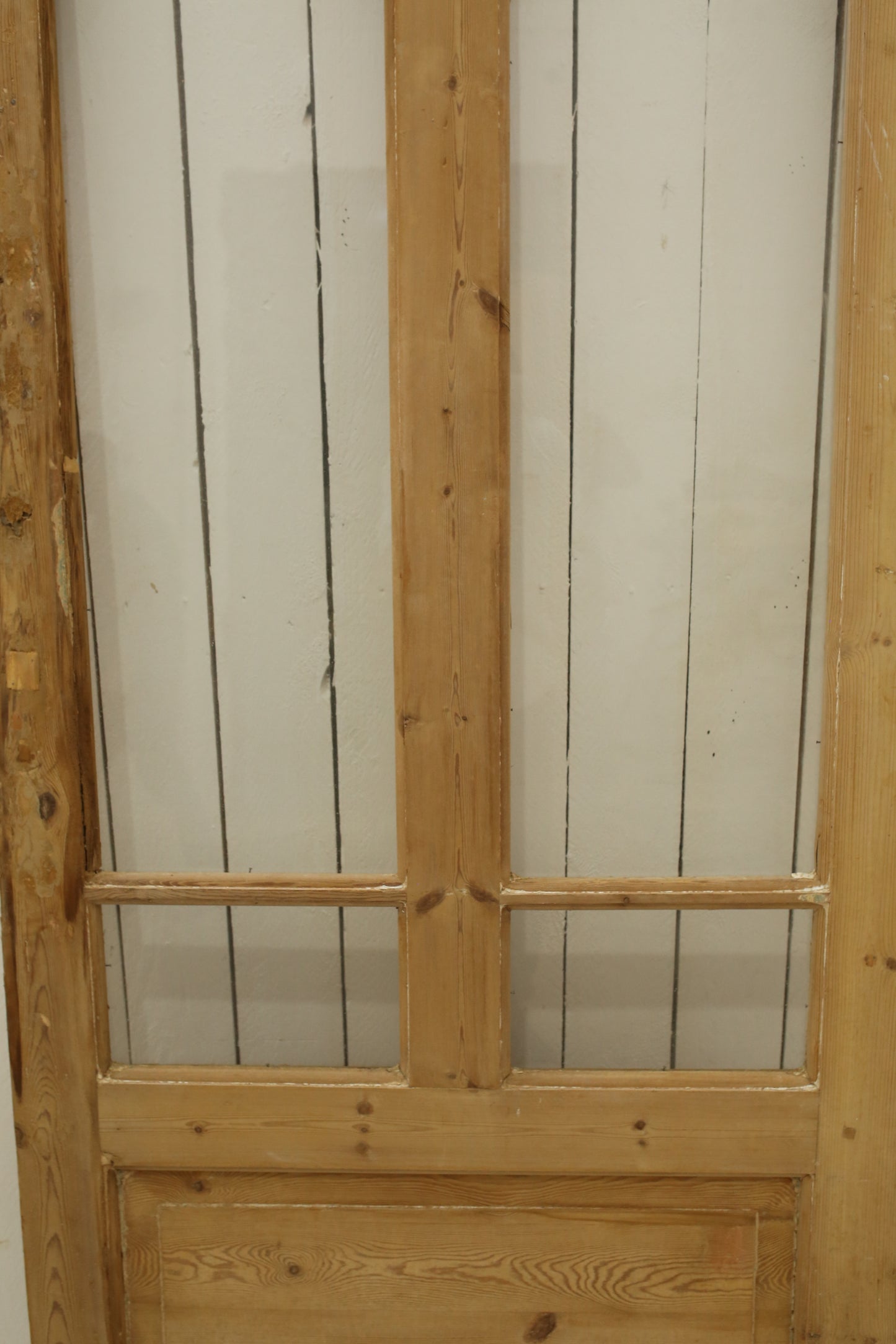 VINTAGE SINGLE GLASS DOOR A467