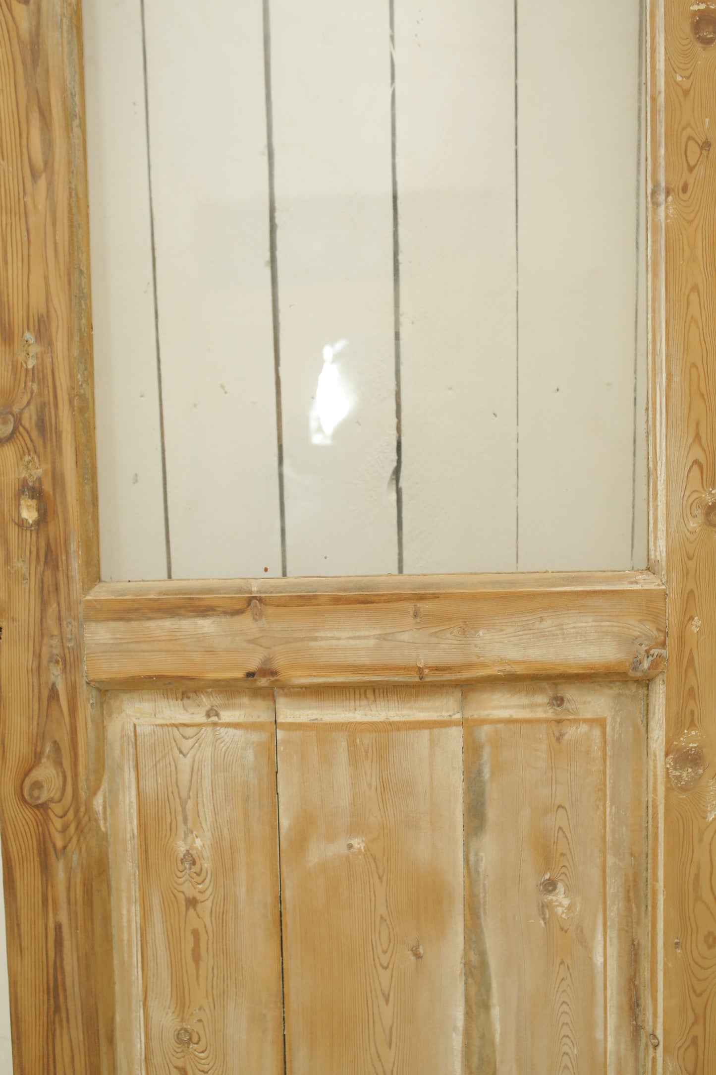 VINTAGE SINGLE GLASS DOOR A468