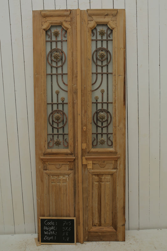 VINTAGE DBL FRENCH METAL DOOR 705