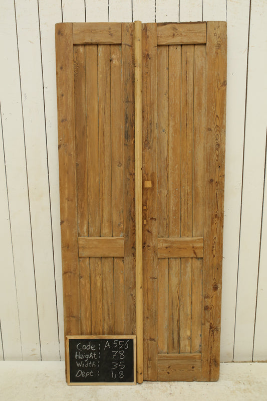 VINTAGE DBL FRENCH DOOR A556