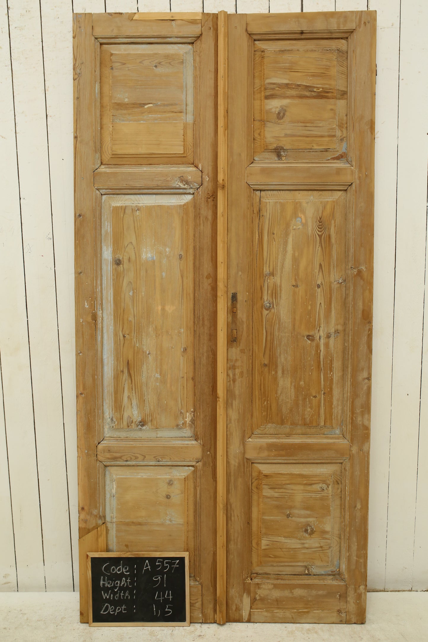 VINTAGE DBL FRENCH DOOR A557