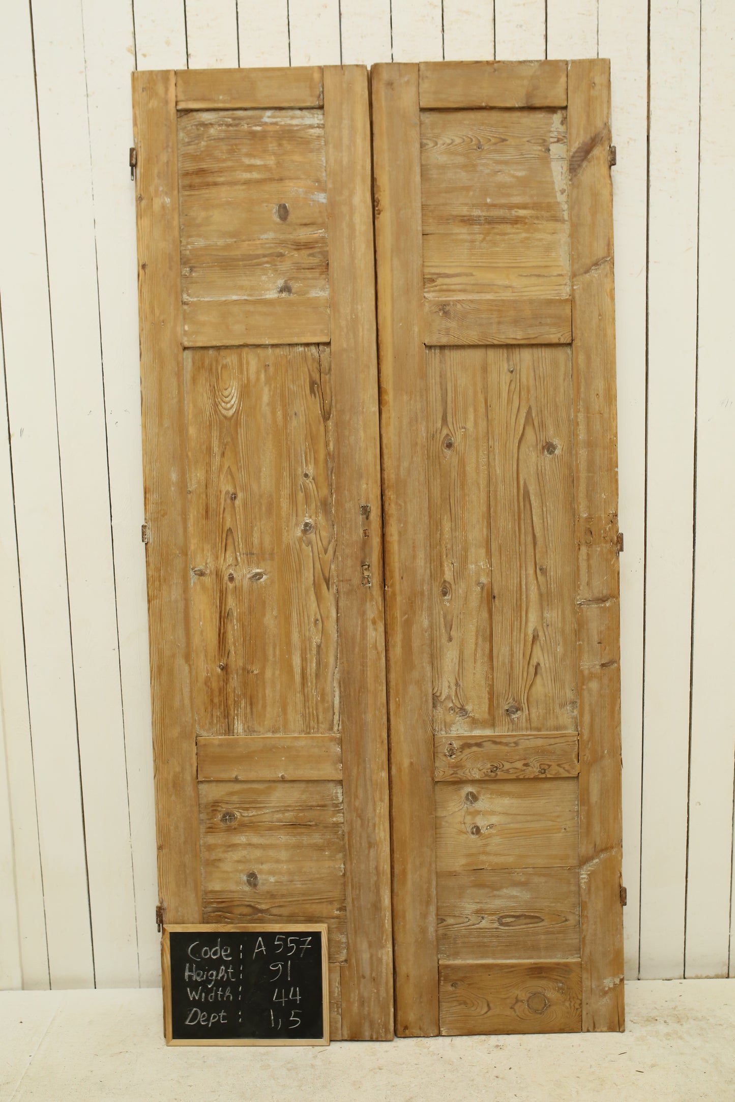 VINTAGE DBL FRENCH DOOR A557