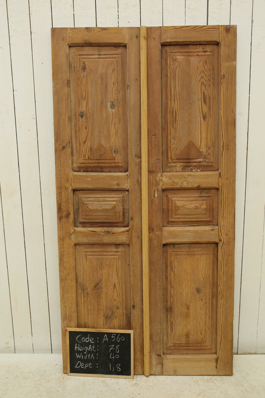 VINTAGE DBL FRENCH DOOR A560