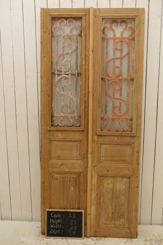 VINTAGE DBL FRENCH METAL DOOR A8