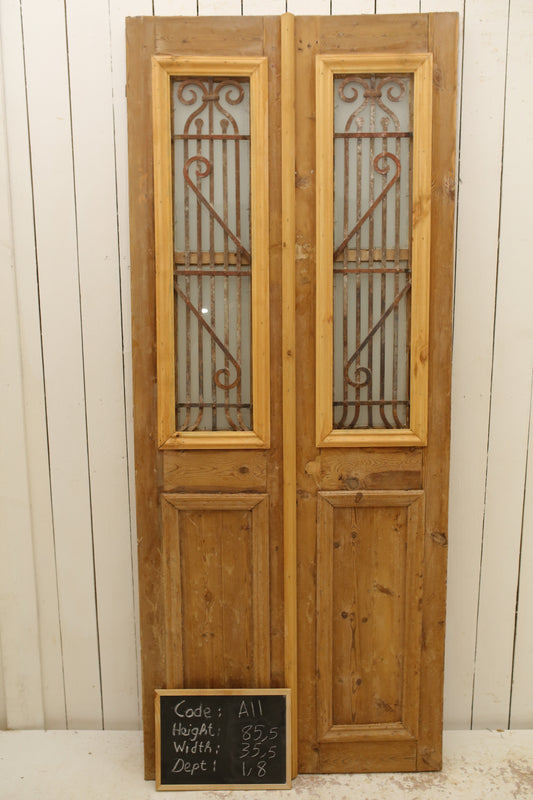 VINTAGE DBL FRENCH METAL DOOR A11