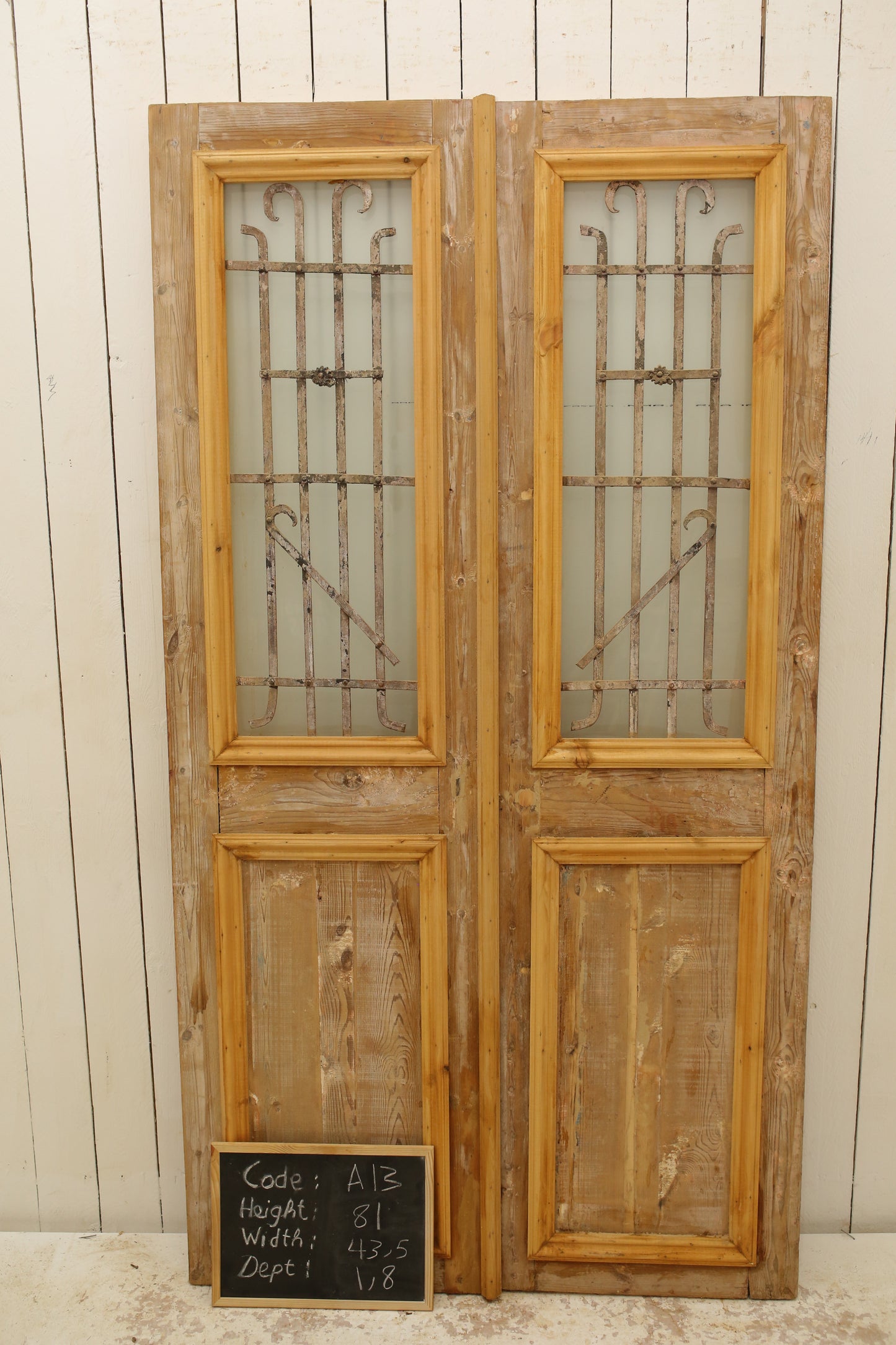 VINTAGE DBL FRENCH METAL DOOR A13