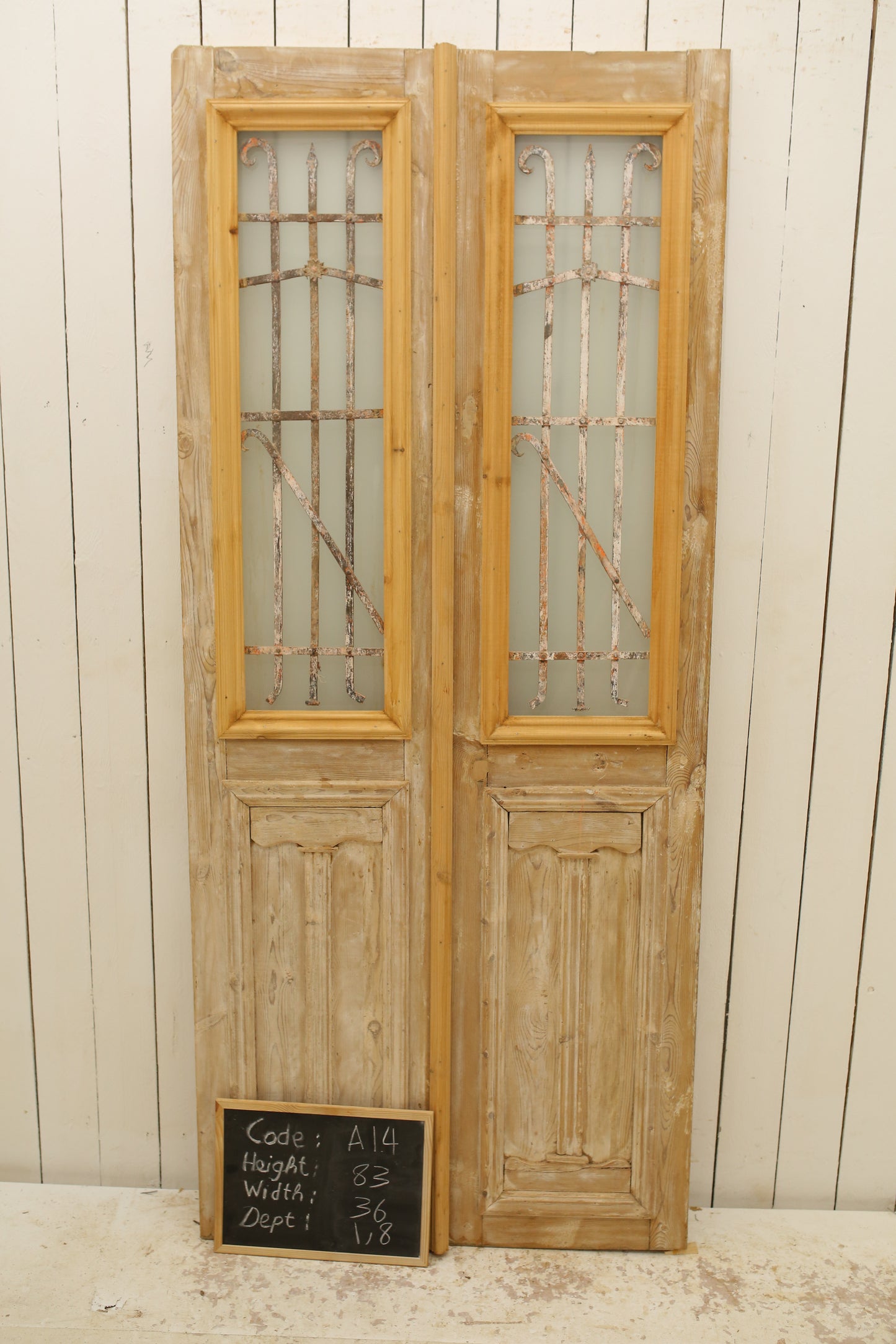 VINTAGE DBL FRENCH METAL DOOR A14