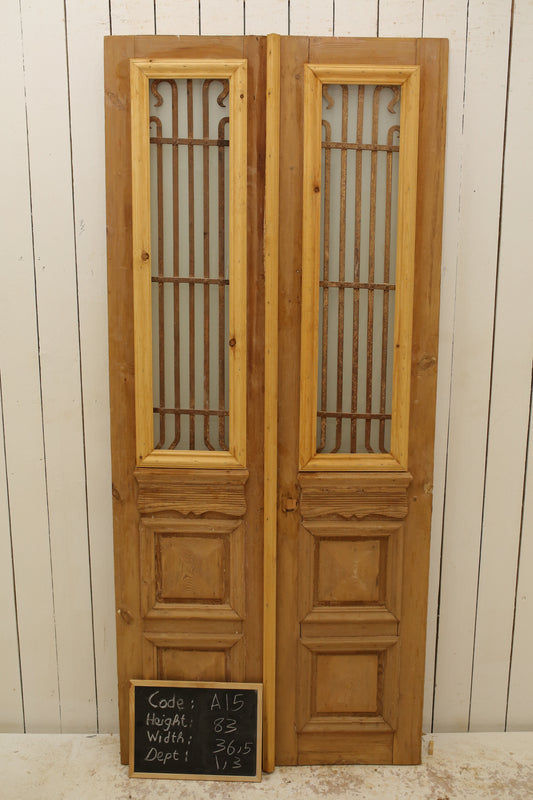 VINTAGE DBL FRENCH METAL DOOR A15