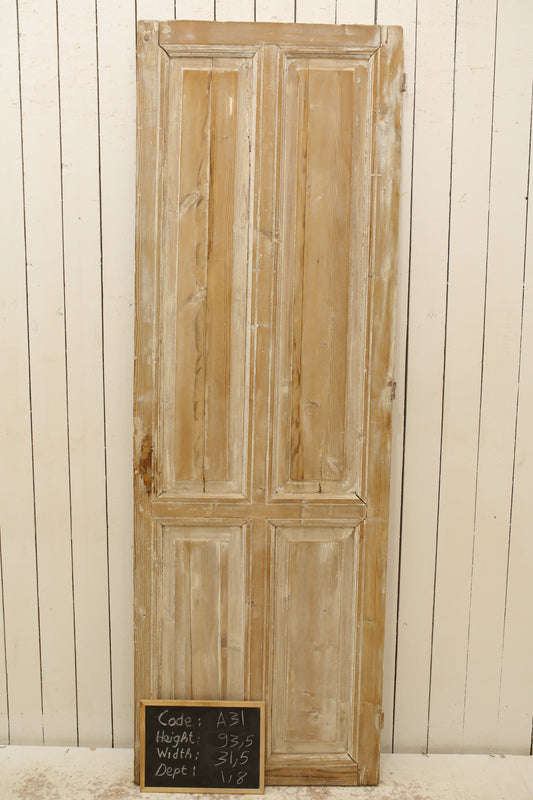 VINTAGE SINGLE DOOR A31