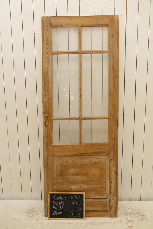 VINTAGE SINGLE GLASS DOOR A37