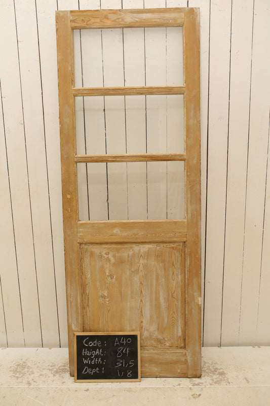 VINTAGE SINGLE GLASS DOOR A40