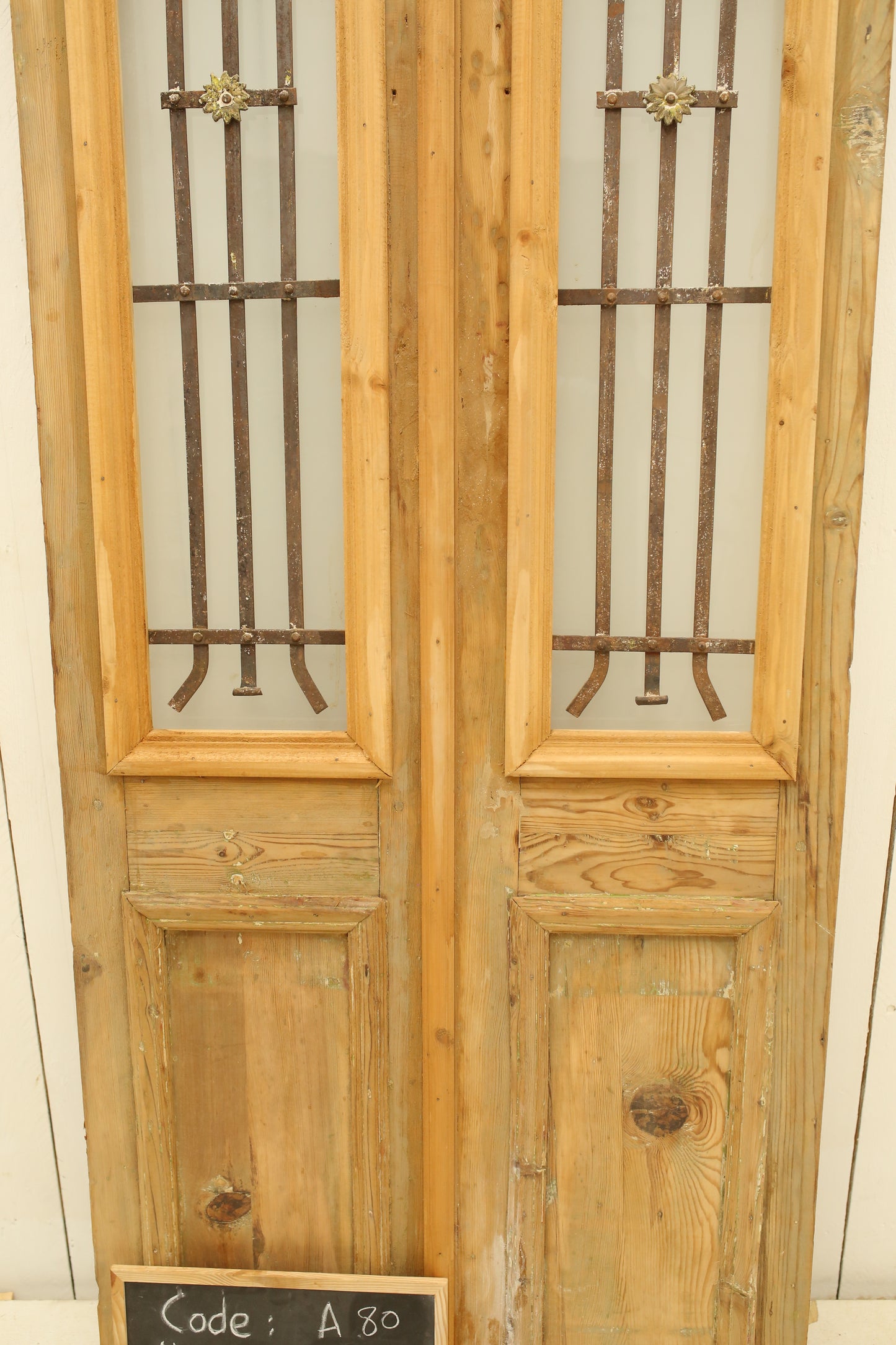 VINTAGE DBL FRENCH METAL DOOR A80