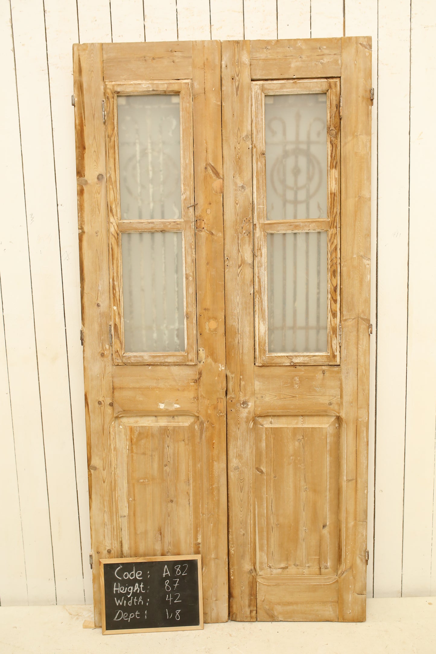 VINTAGE DBL FRENCH METAL DOOR A82