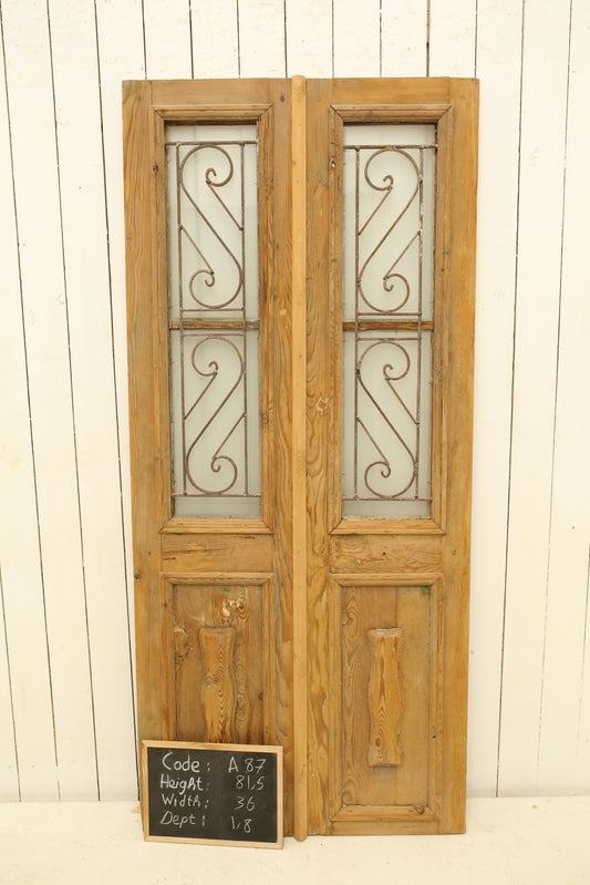 VINTAGE DBL FRENCH METAL DOOR A87