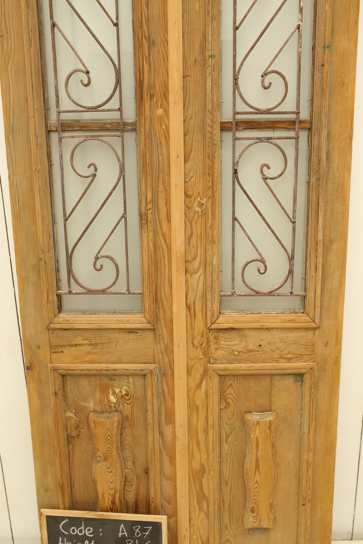 VINTAGE DBL FRENCH METAL DOOR A87