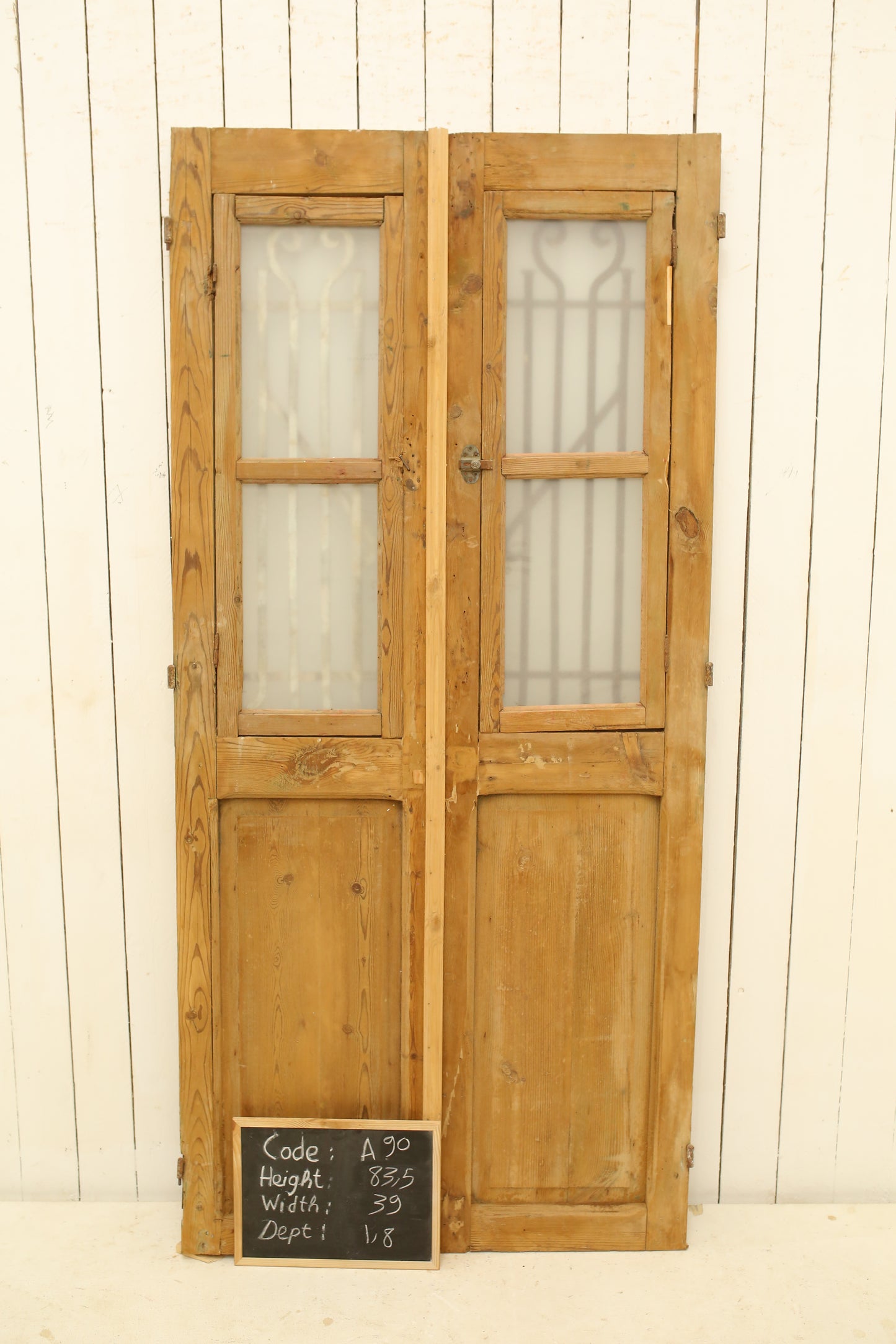 VINTAGE DBL FRENCH METAL DOOR A90