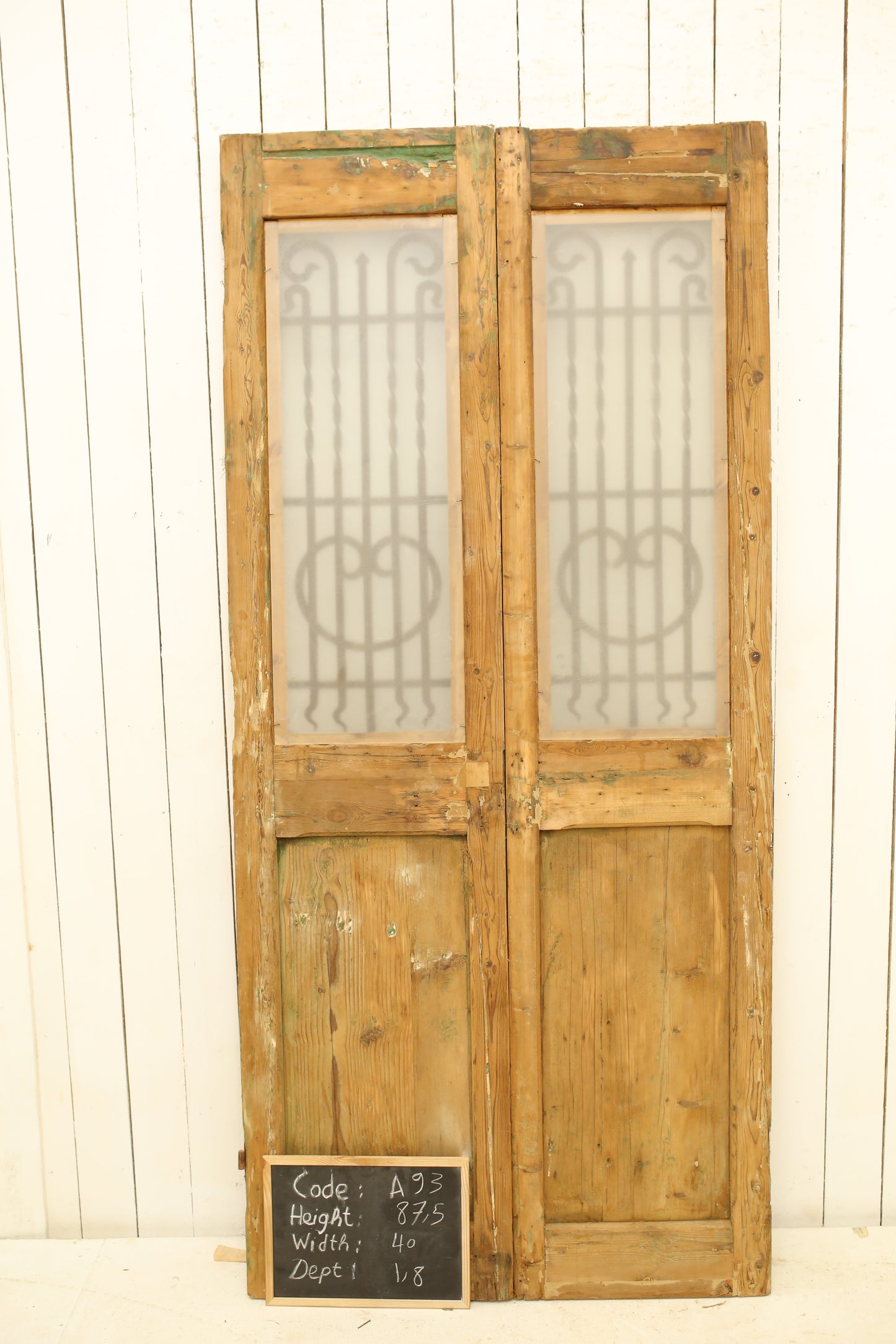 VINTAGE DBL FRENCH METAL DOOR A93